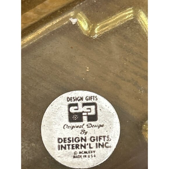 Vintage Resin Napkin Holder With Embedded Floral & Seed Design By Design Gifts I - Picture 2 of 5